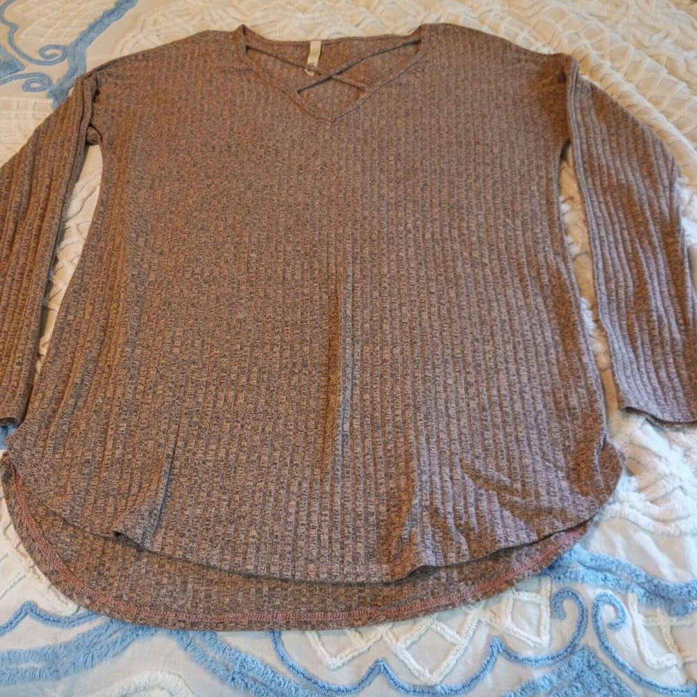 Bo Bel Women Brown /Coral Long Sleeve Shirt Size Medium Soft
